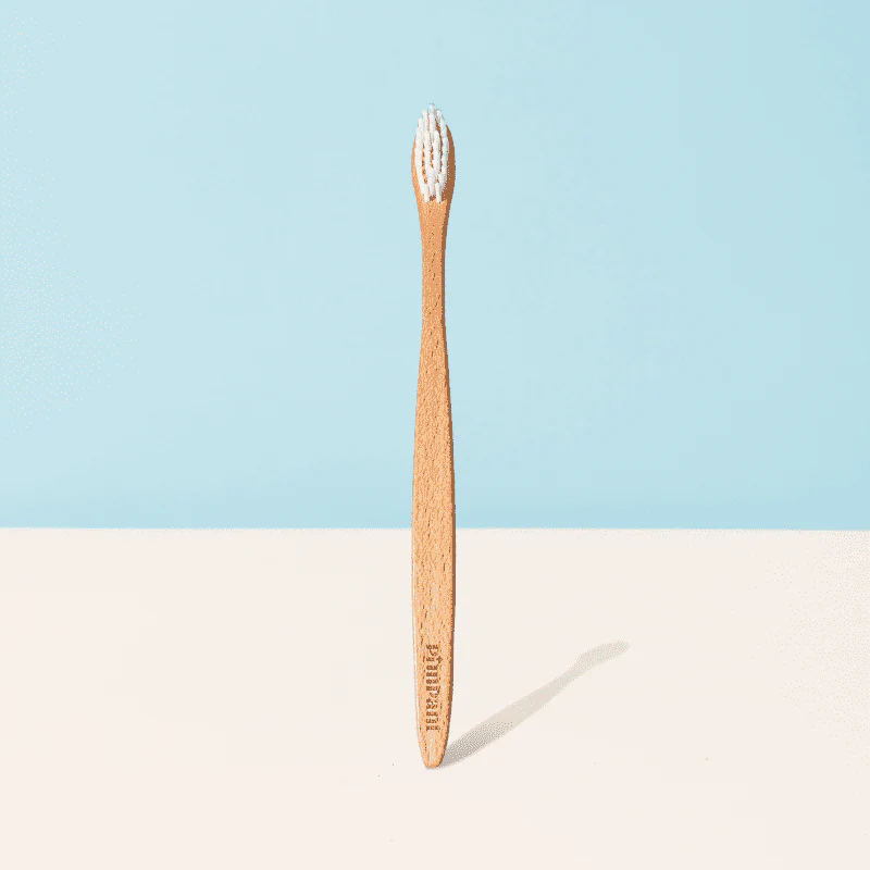 Brosse à dents en bois Medium Offerte - Adulte